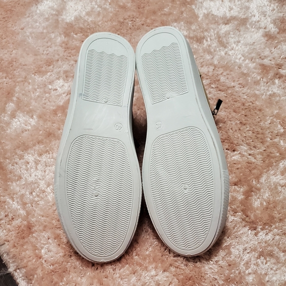 Queen George | Hight Top Fashion Sneaker - Picture 5 of 5